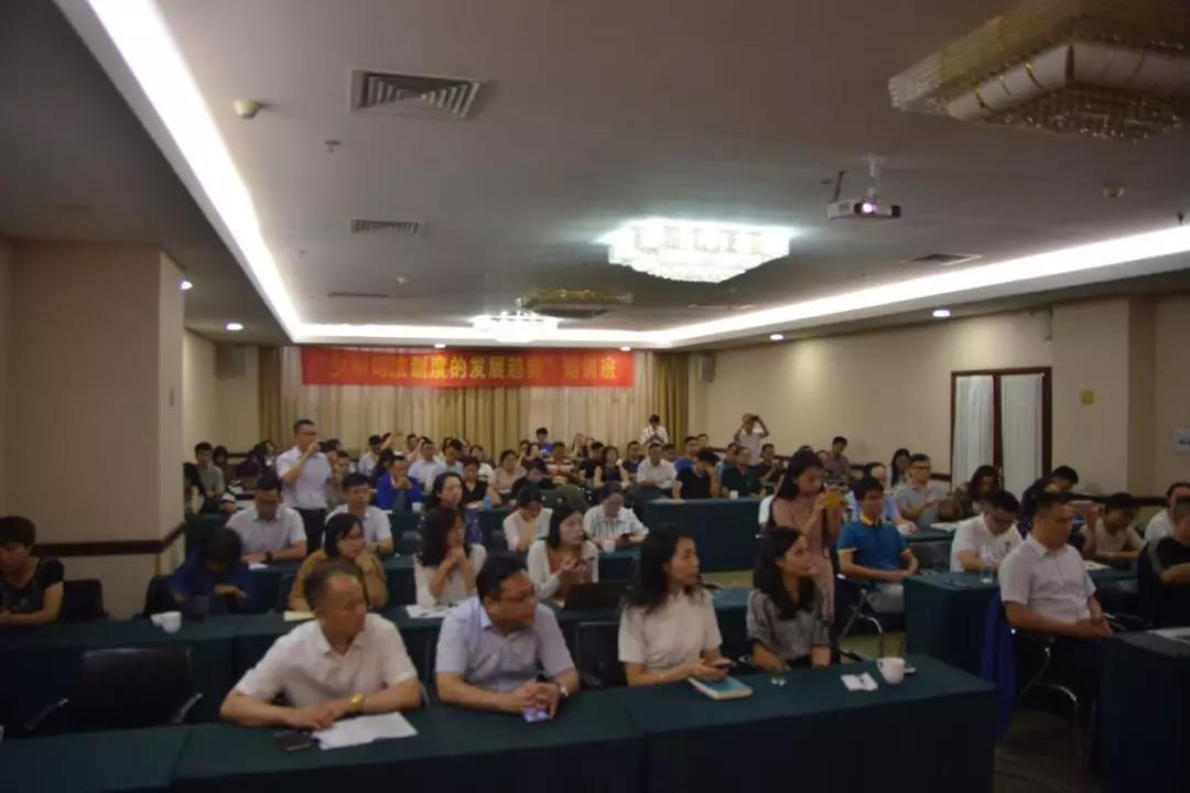 广西律师查询人口信息暂行规定_广西人口密度图